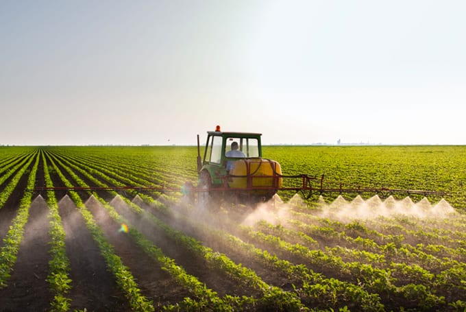 Irrigation system symbolising Lacima's solution for agriculture and soft commodity markets providing a complete solution from managing trading and hedging requirements as well as commodity risk management.