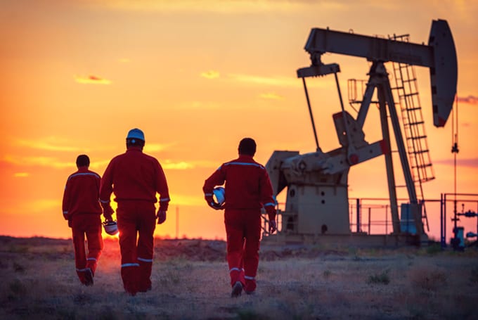 Fuel, petrol and LPG VaR and EaR risk analysis with Lacima Analytics for Australian refinery portfolio